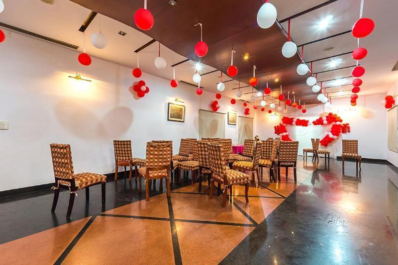 Hotel Riverside Resort And Spa Kumbakonam Bagian luar foto