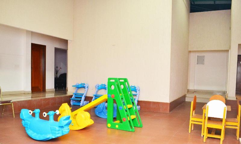Hotel Riverside Resort And Spa Kumbakonam Bagian luar foto